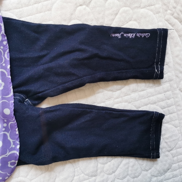4/25 Calvin Klein baby girl top and legging set - Picture 5 of 9